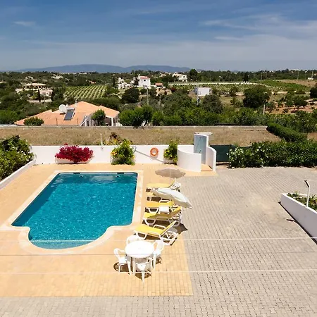 Villa Larotil *